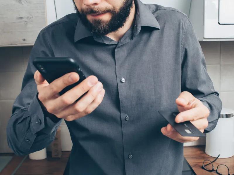 Clicking 'Buy' for the First Time: A Nervous Newbie's Roadmap to Ordering Carts Online